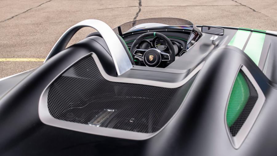 Детали экстерьера Porsche 981 Bergspyder 2015 года  (фото 6 из 22)